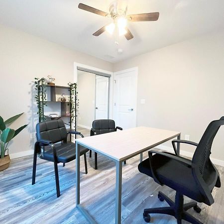 Beautiful Cozy New Build Home - Pet Friendly South Euclid Exterior photo