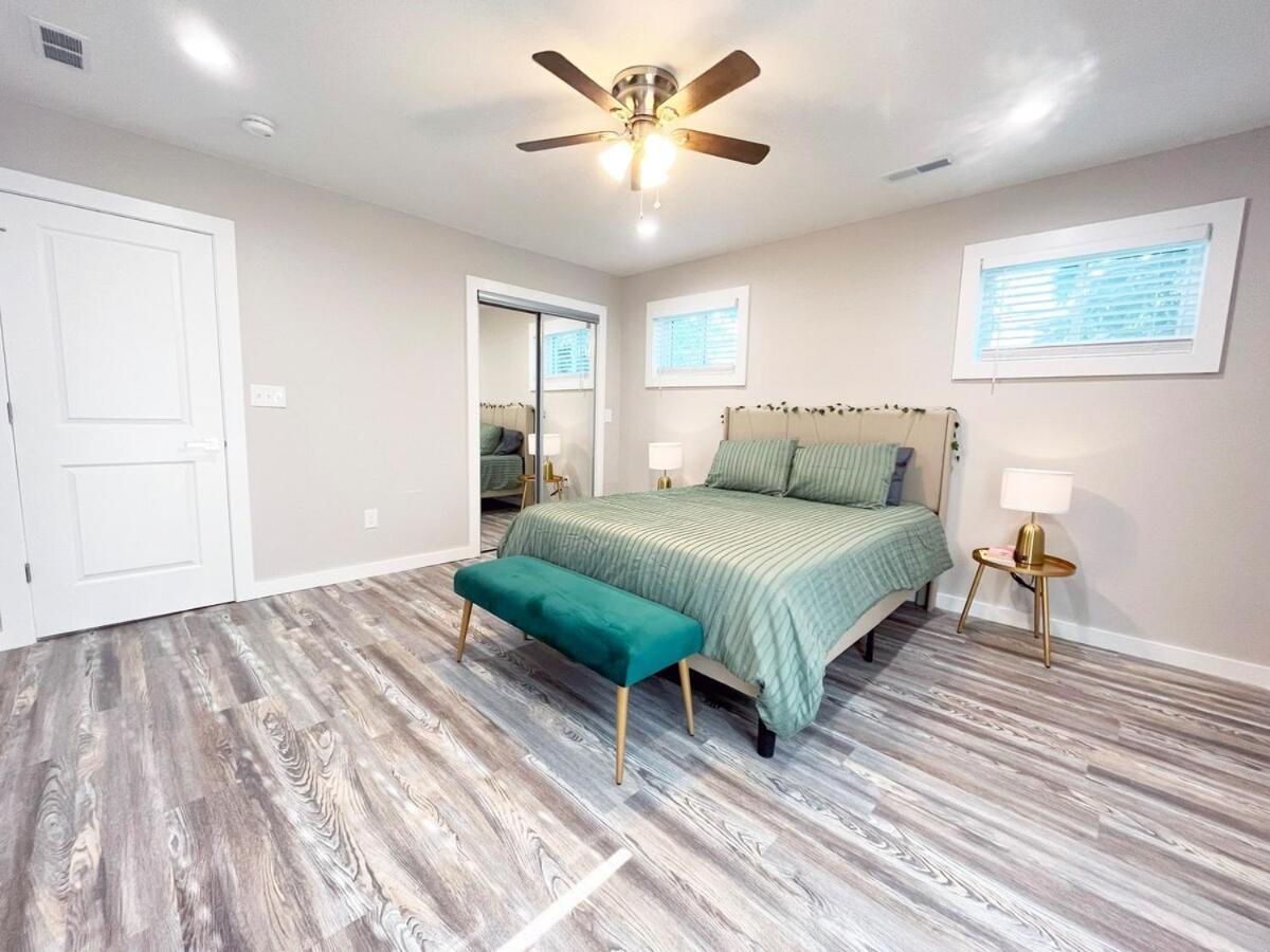 Beautiful Cozy New Build Home - Pet Friendly South Euclid Exterior photo